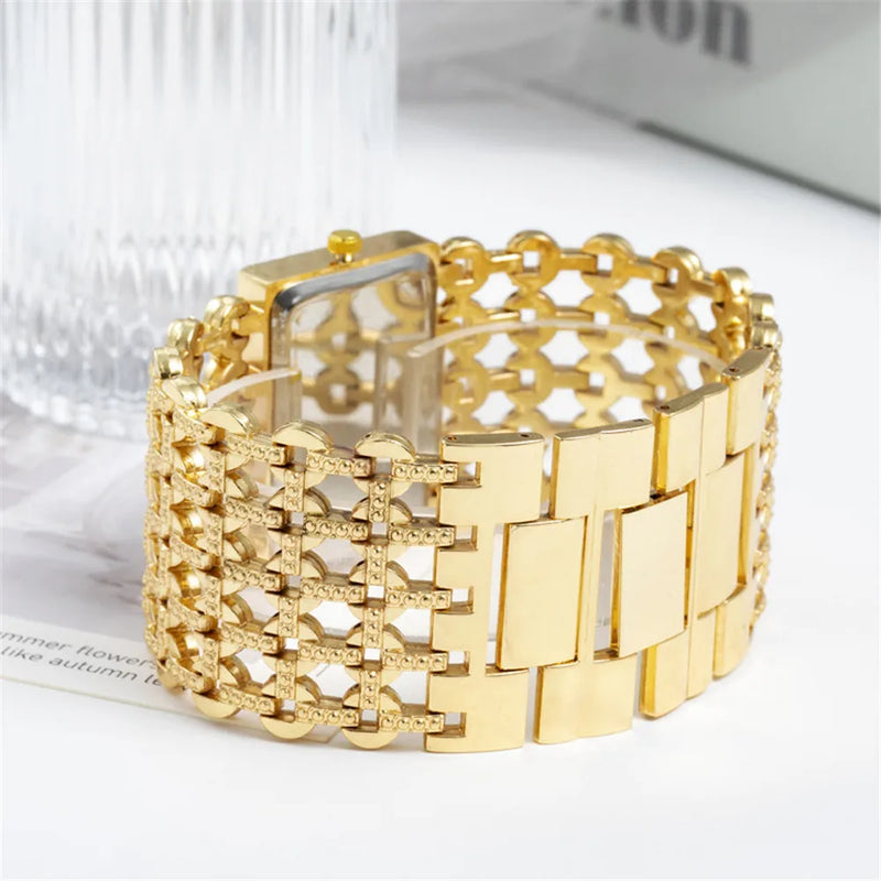 Luxury Fashion Women Watches Shining Dial Design Qualities Ladies Quartz Wristwatches Diamond Square Female Alloy bracelet Clock