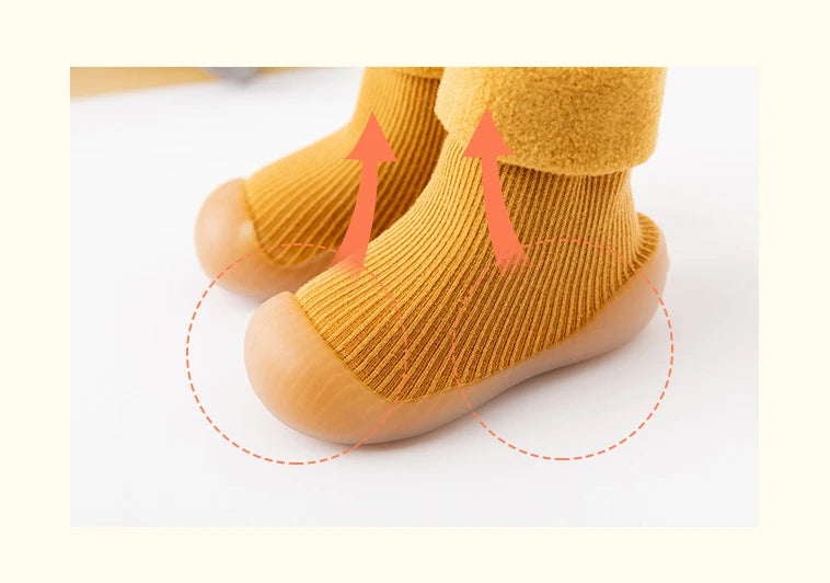 New Thickened Kids Socks Shoes Winter Super Warm Baby Toddler Boots Boys Girl Sneakers Newborn Indoor Shoes Floor Footwear Shoes