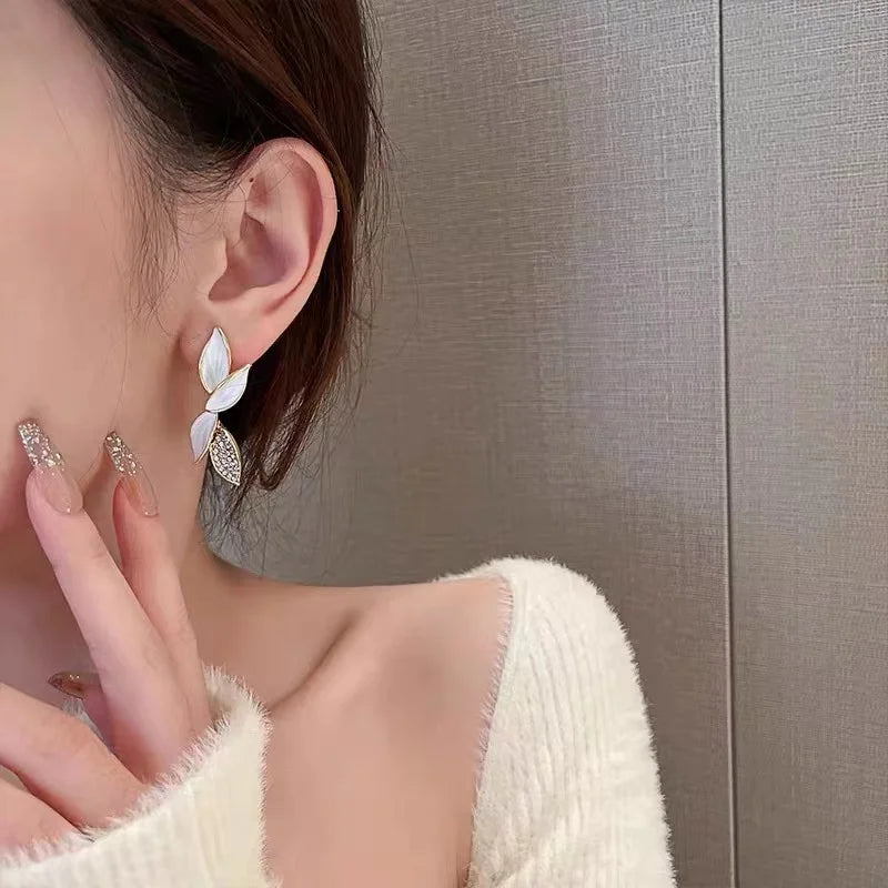 Fashion Leaf Long Crystal Leaf Drop Earrings for Women Romantic Valentine's Day Anniversary Gift Bridal Wedding Party Jewelry