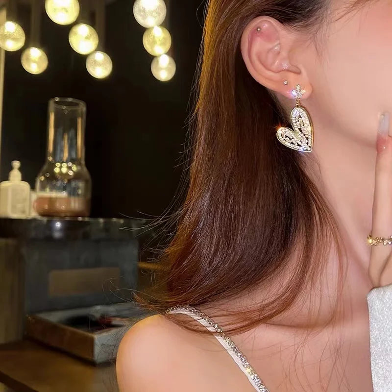 Nueva tendencia de moda, diseño único, elegante, exquisito, largo, pendientes con borlas de hueso de serpiente para mujer, joyería, fiesta de bodas, regalo premium