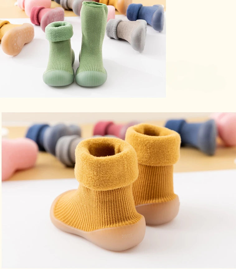 New Thickened Kids Socks Shoes Winter Super Warm Baby Toddler Boots Boys Girl Sneakers Newborn Indoor Shoes Floor Footwear Shoes